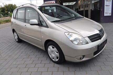 Toyota Corolla Verso 103.000 km 4.990 € Mannheim 68305