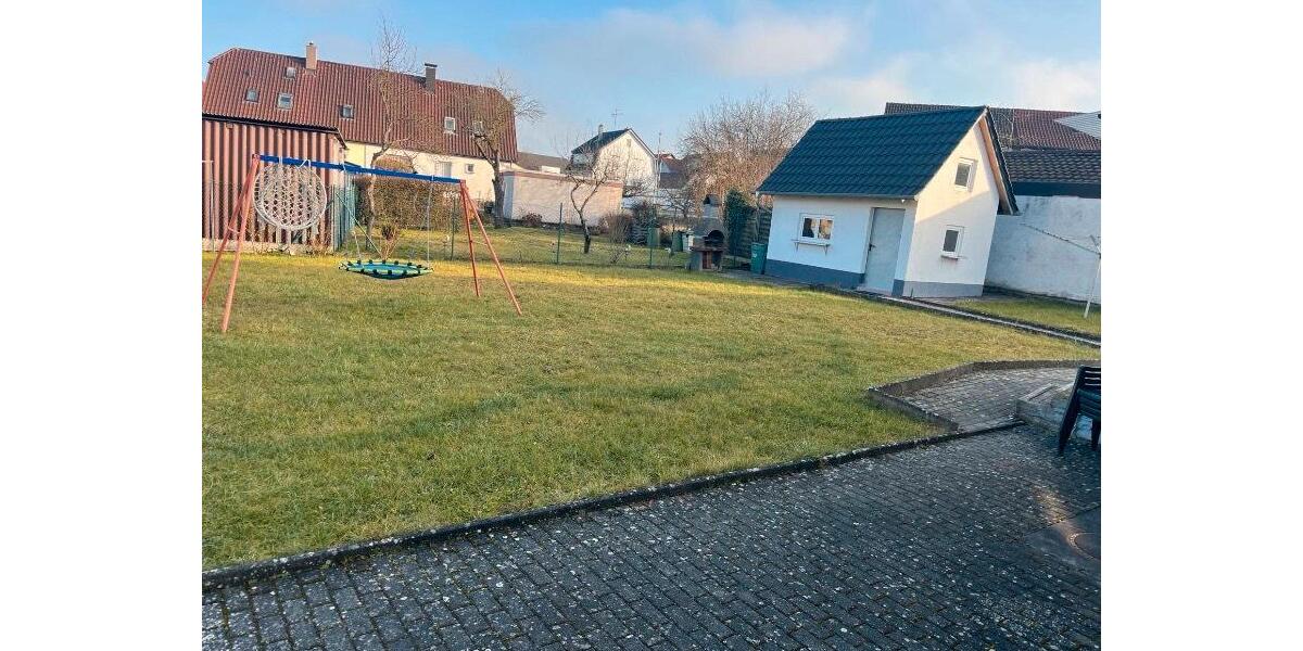 Dachgeschoßwohnung Mühlacker - 2.5 Zimmer, 60 m&sup2;, 700&euro; | Angebot:25995943