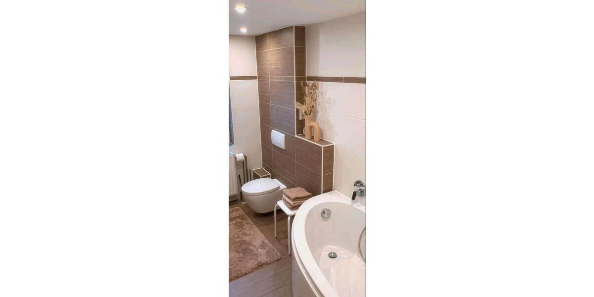 Einfamilienhaus Magdeburg Großer Silberberg - 6 Zimmer, 220 m&sup2;, 1.600&euro; | Angebot:25905458