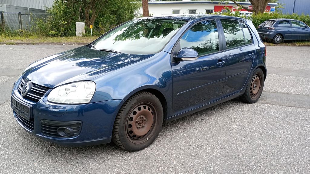VW Golf 214.000 km 2.199 &euro; Bargteheide bei Hamburg 22941