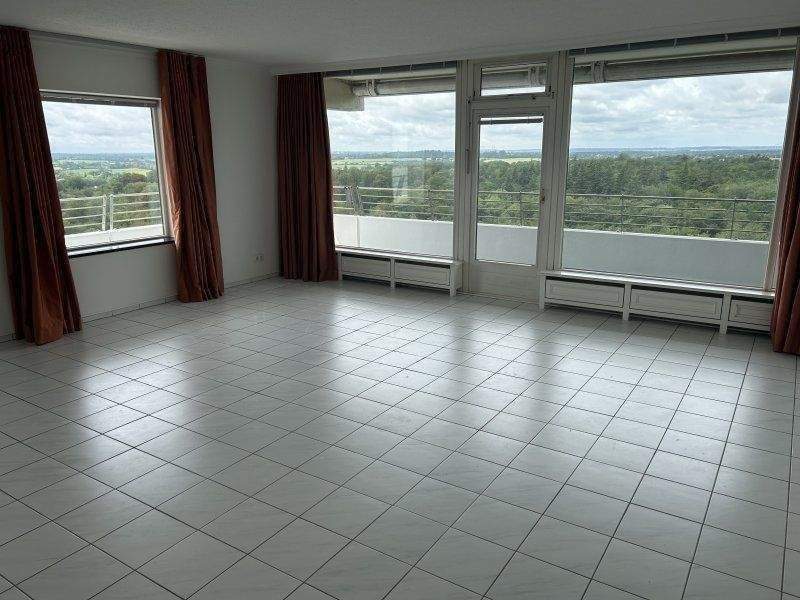 3-Zimmer-Eckappartement mit schönen Seeblick