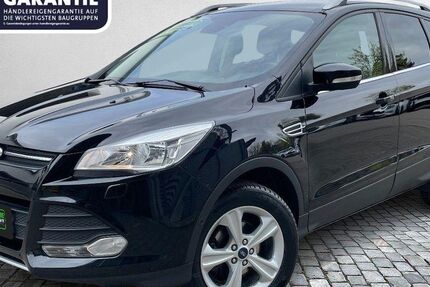 Ford Kuga 121.960 km 9.990 &euro; München 81827
