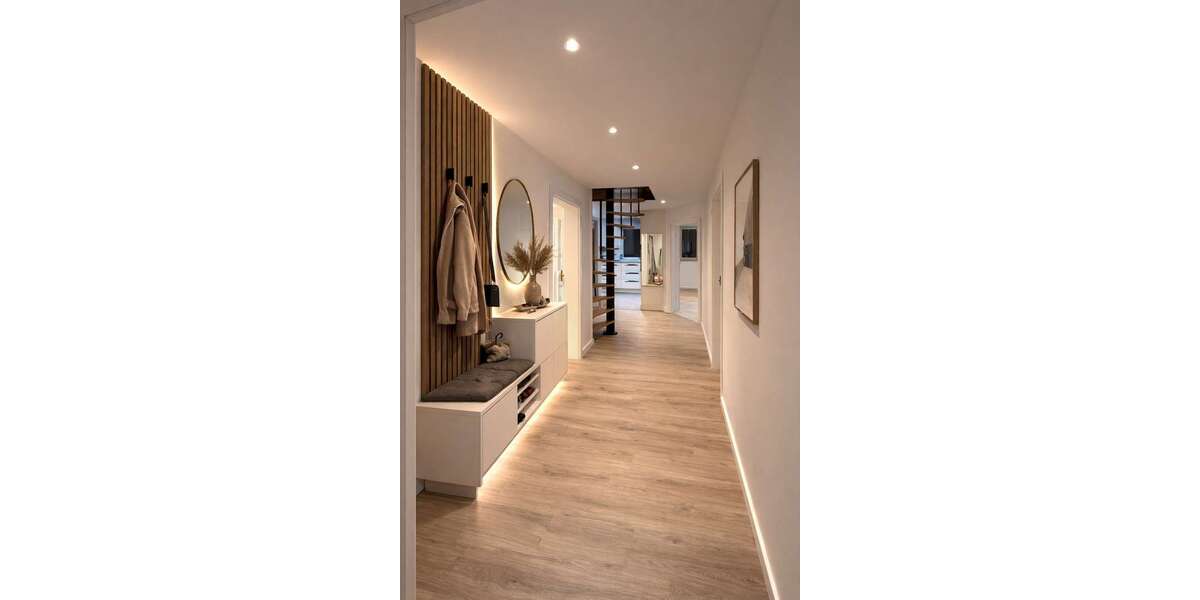 Etagenwohnung Massenhausen Massenhausen - 5 Zimmer, 120 m&sup2;, 1.900&euro; | Angebot:25625587