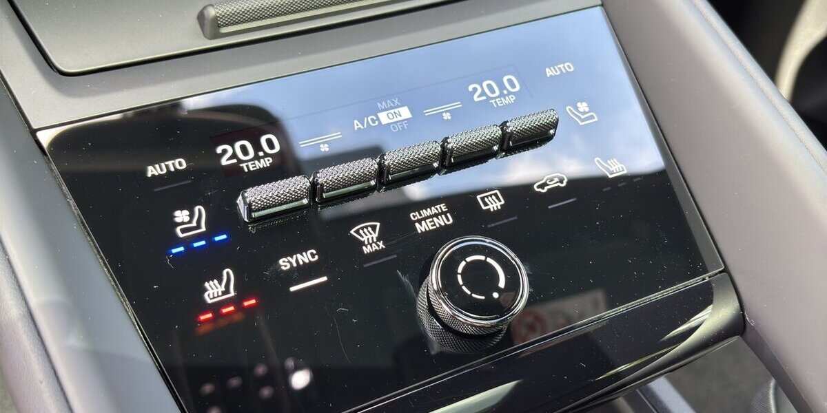 Porsche Macan 4S Bose Pano Volleder Sitzklim 0,25% 7.998 km 89.800 &euro; Wuppertal 42327