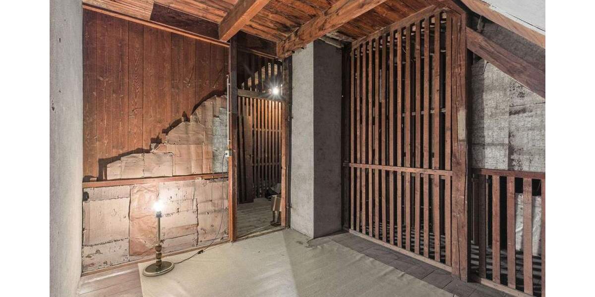 Etagenwohnung Gröditz - 3 Zimmer, 60 m&sup2;, 39.900&euro; | Angebot:25820277