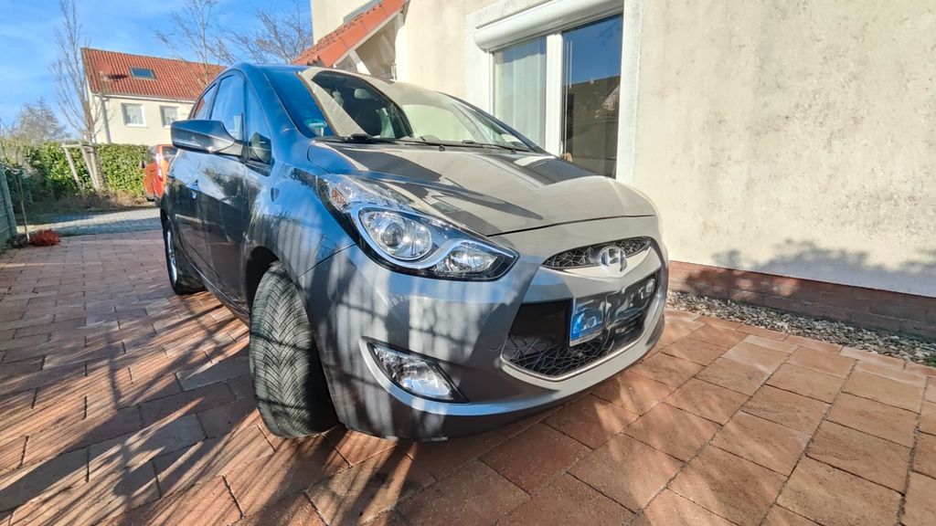 Hyundai ix20 121.000 km 9.400 &euro; Frechen 50226