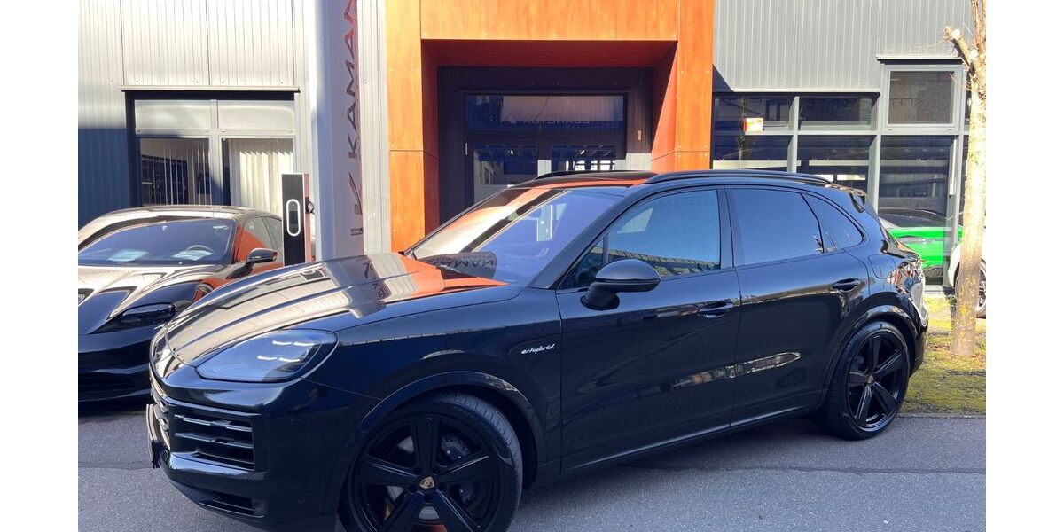 Porsche Cayenne 14.500 km 101.800 &euro; Sindelfingen 71065