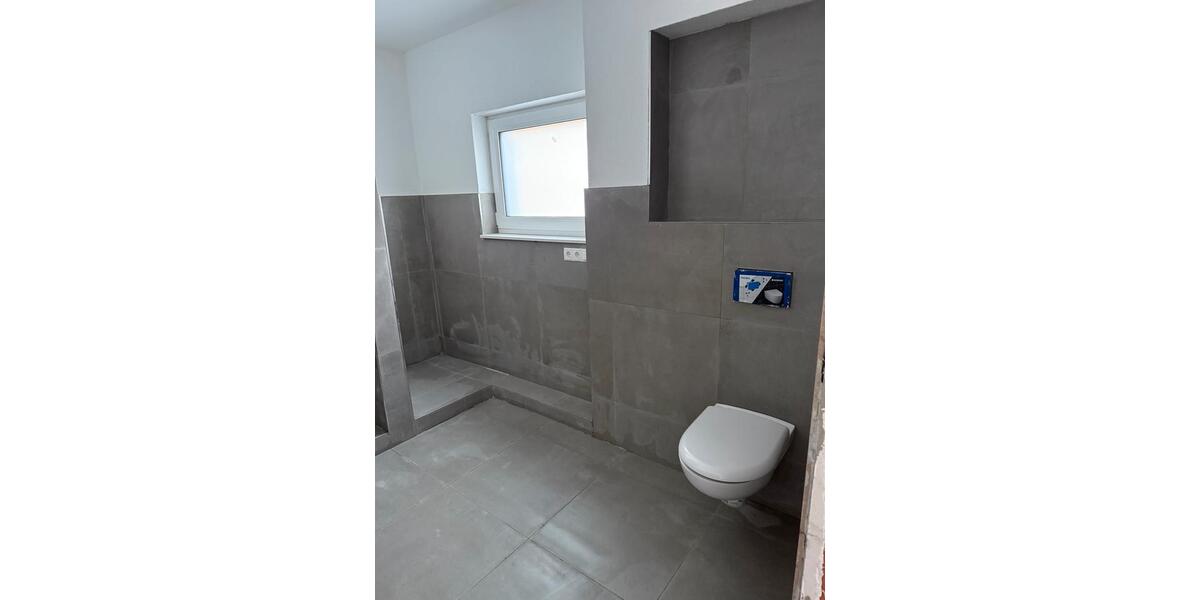 Neu renoviertes Familienhaus in Lohfelden-Vollmarshausen 5 zimmer