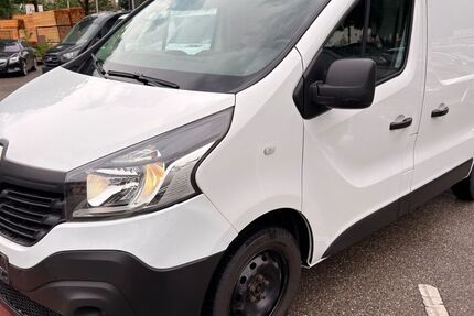 Renault Trafic 130.000 km 7.900 &euro; München 81243
