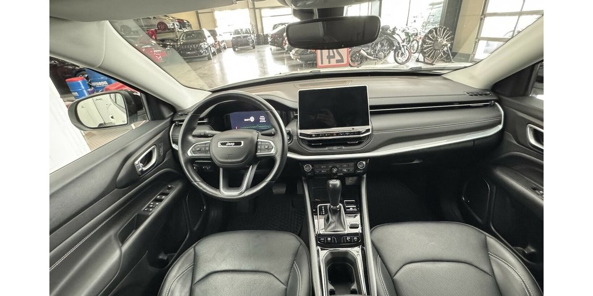 Jeep Compass S Plug-IN Hybrid 4WD 1.Hand Anhängerkplg 43.400 km 24.720 &euro; Lich 35423