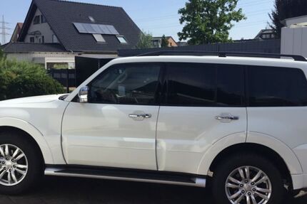 Mitsubishi Pajero 93.500 km 27.500 &euro; Erftstadt 50374