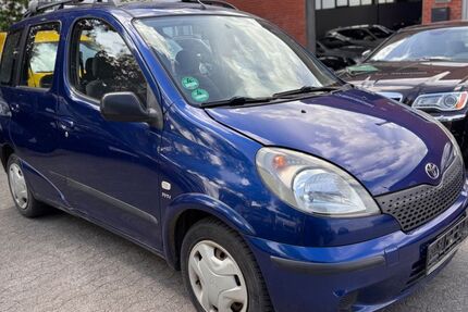 Toyota Yaris 169.999 km 2.850 € Kiel 24146