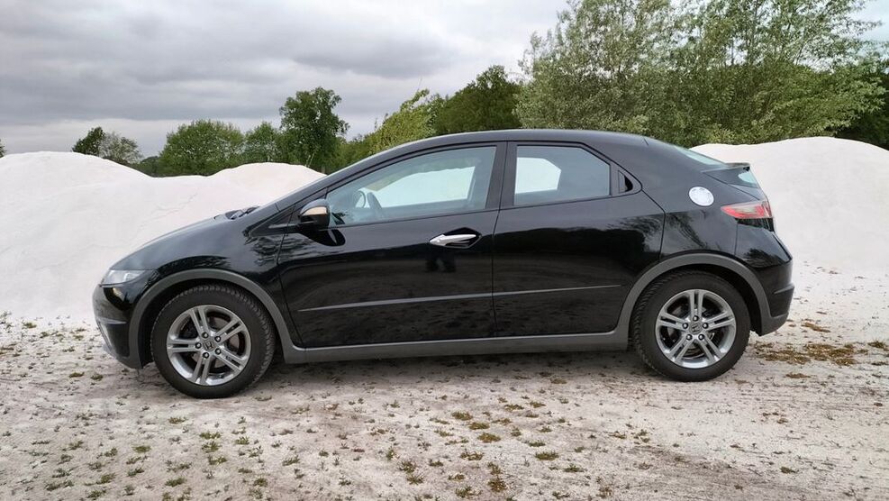 Honda Civic 140.500 km 6.400 € Weyhausen 38554