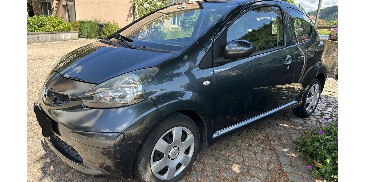 Toyota Aygo (X) 115.000 km 2.799 &euro; Wolfach 77709