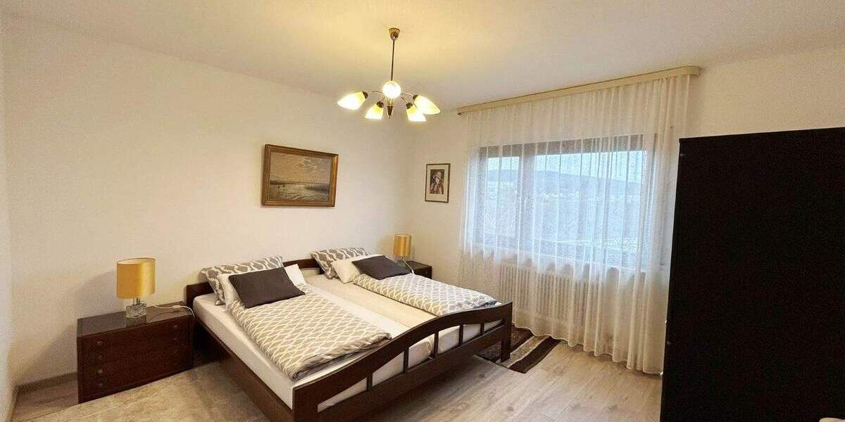 Mehrfamilienhaus, Wohnhaus Arzberg Röthenbach - 6 Zimmer, 161 m&sup2;, 289.000&euro; | Angebot:25671888