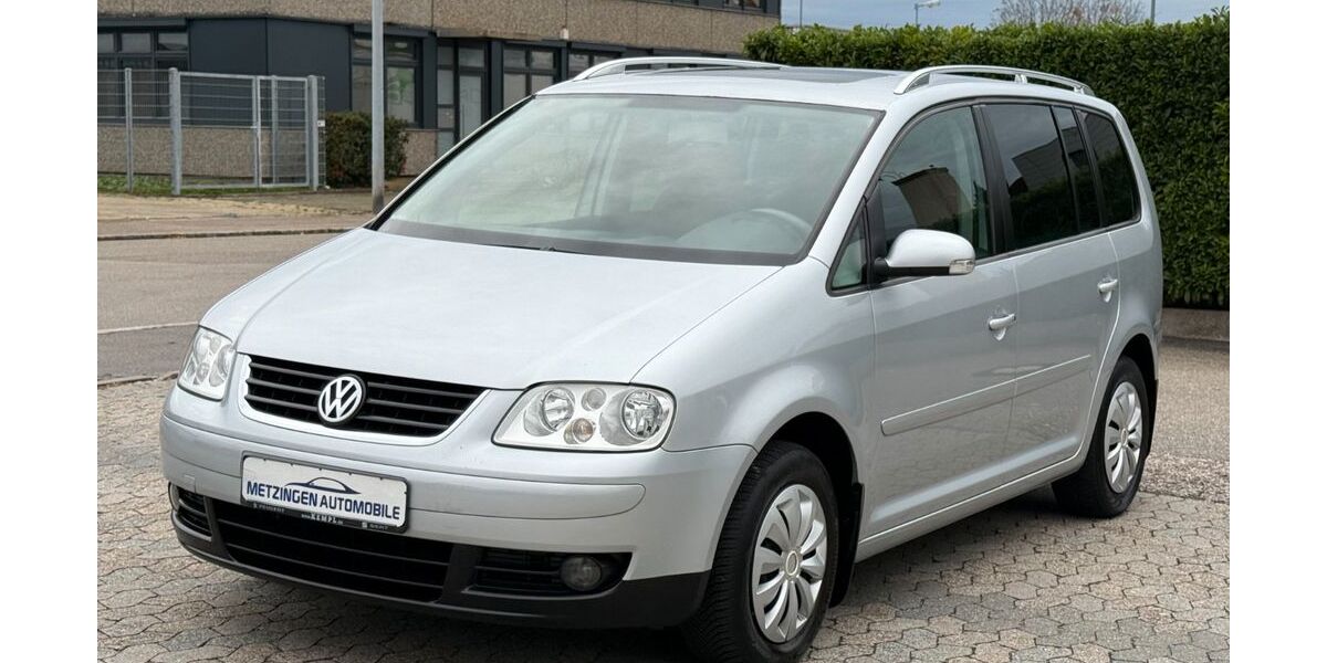 VW Touran 195.600 km 2.999 &euro; Metzingen 72555