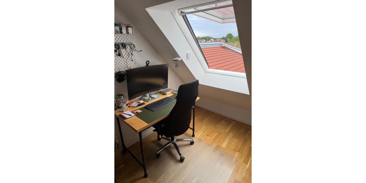 Dachgeschoßwohnung Mainz Bretzenheim - 3 Zimmer, 49 m&sup2;, 990&euro; | Angebot:26414312