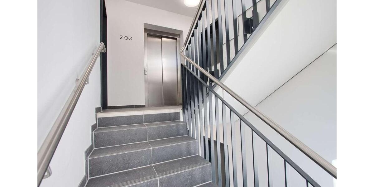 Erdgeschoßwohnung Berlin Lichtenberg - 3.5 Zimmer, 90 m&sup2;, 1.980&euro; | Angebot:26563363