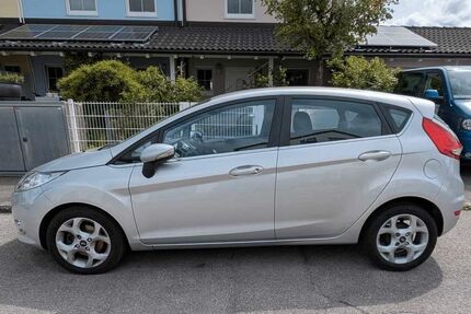 Ford Fiesta 87.000 km 6.900 &euro; München 80937