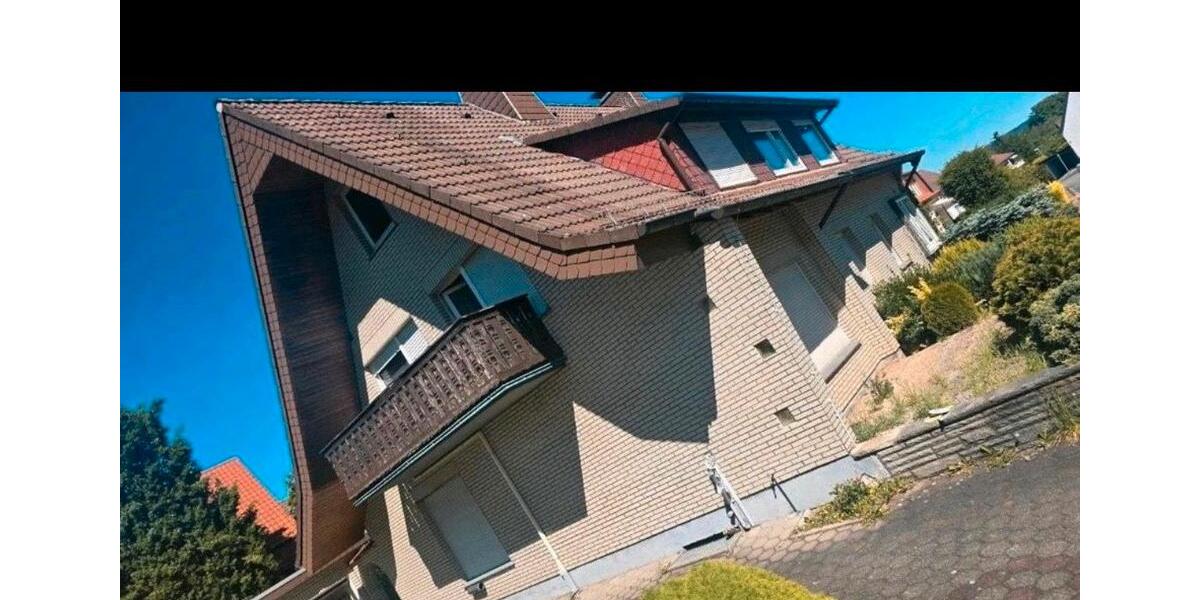 Einfamilienhaus Bad Driburg - 8 Zimmer, 220 m&sup2;, 290.000&euro; | Angebot:27125373