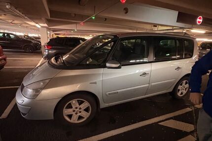 Renault Espace 207.000 km 850 &euro; Daaden 57567