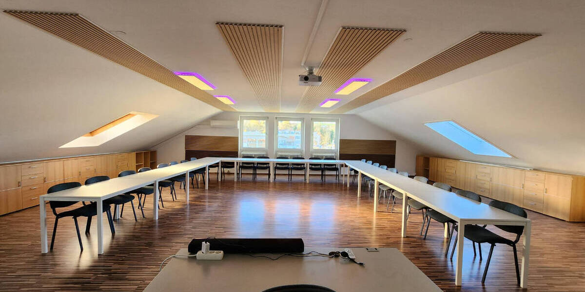 Gewerbeobjekt Regensburg Großprüfening-Dechbetten-Königswiesen - 180&euro; | Angebot:25977767