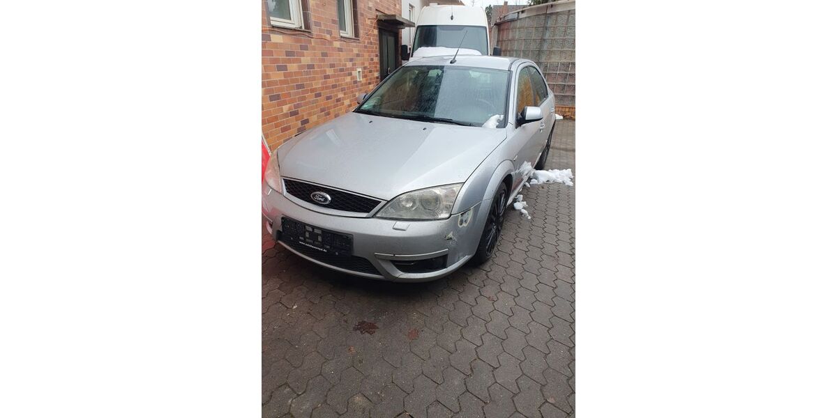 Ford Mondeo 315.000 km 2.600 &euro; Nuernberg 90453