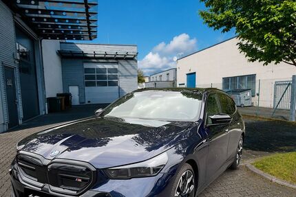 BMW i5 34.100 km 67.700 &euro; Maintal 63477