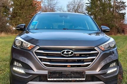 Hyundai TUCSON 155.000 km 12.900 &euro; Gilching/Hüll 82205