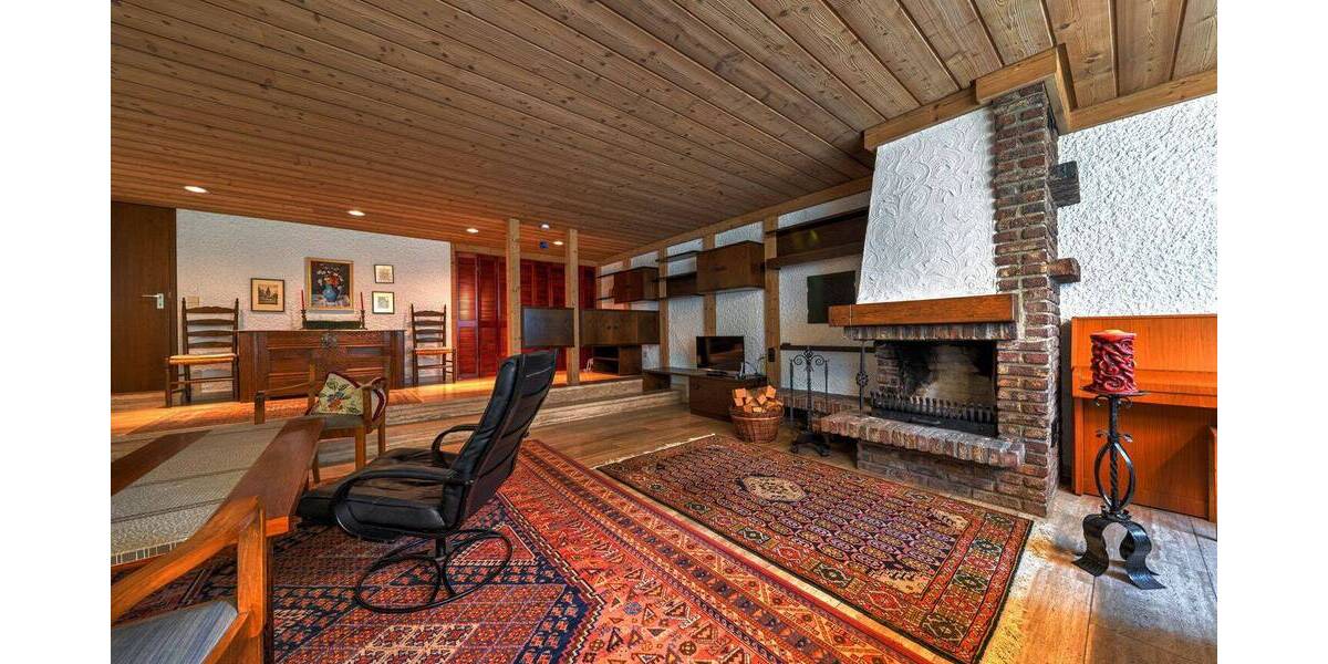 Großzügiges Eckhaus mit viel Platz, Garten und Potenzial 6 zimmer