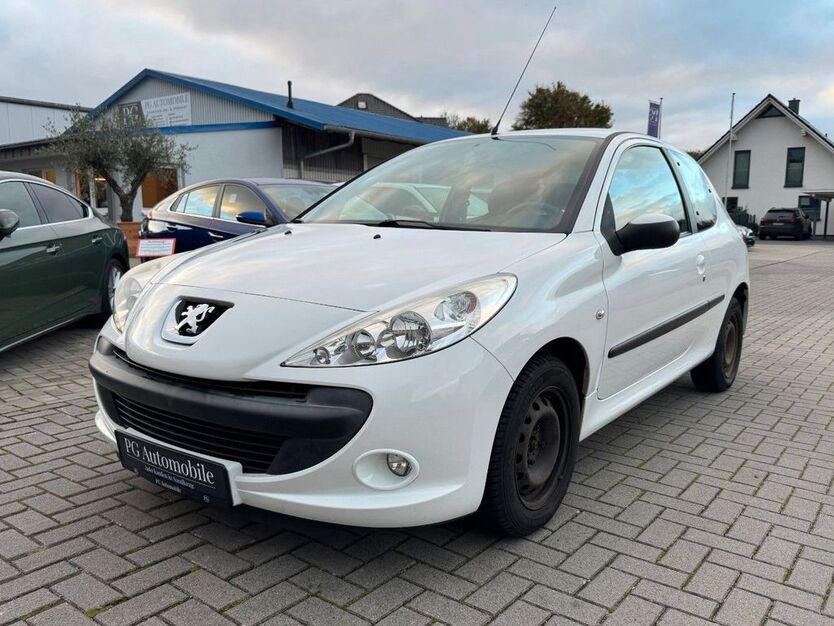 Peugeot 206 162.800 km 3.490 € Hatten 26209