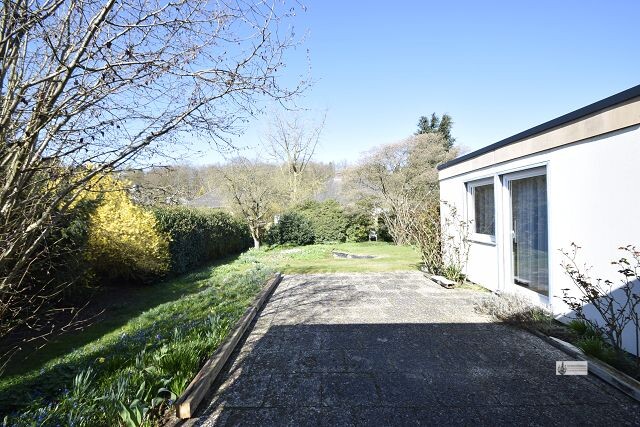 EFH Bungalow mit viel Potential in ruhiger Lage + Garage + Garten + Vollkeller Genießen Sie es! - Einfamilienhaus Syke / Siedlung Gessel Siedlung Gessel | Angebot:25253186