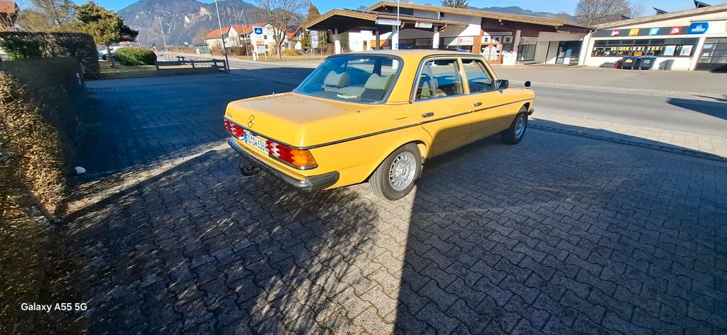Mercedes-Benz 230 135.000 km 9.950 &euro; OBERAUDORF 83080