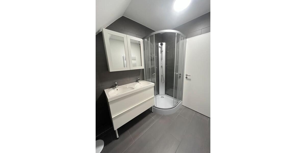 Dachgeschoßwohnung Horneburg - 1 Zimmer, 73 m&sup2;, 500&euro; | Angebot:25903343