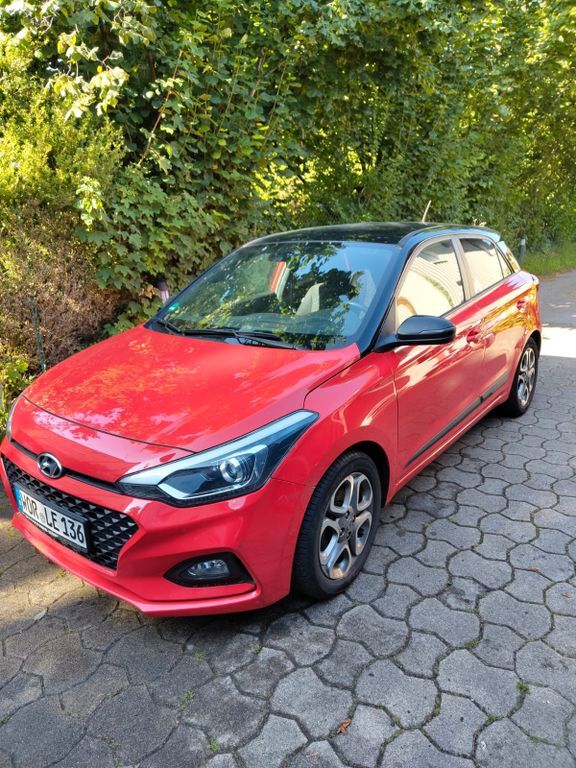 i20