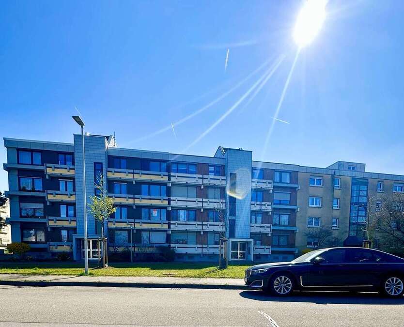 Wohnung zum Kaufen in Karlsruhe 305.000 € 91 m²