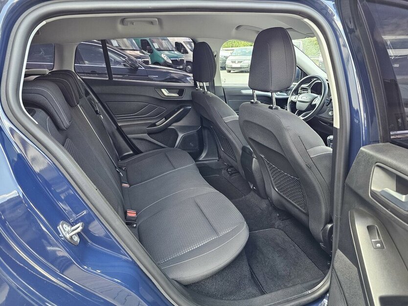 Ford Focus 2.0 CDTI LED NAVI RFK AUS 1.HAND 122.850 km 14.990 € Löhne 32584