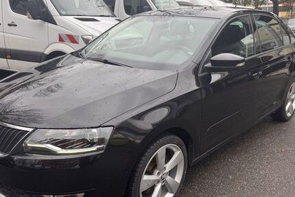 Skoda Rapid 82.113 km 9.980 &euro; Berlin 12249