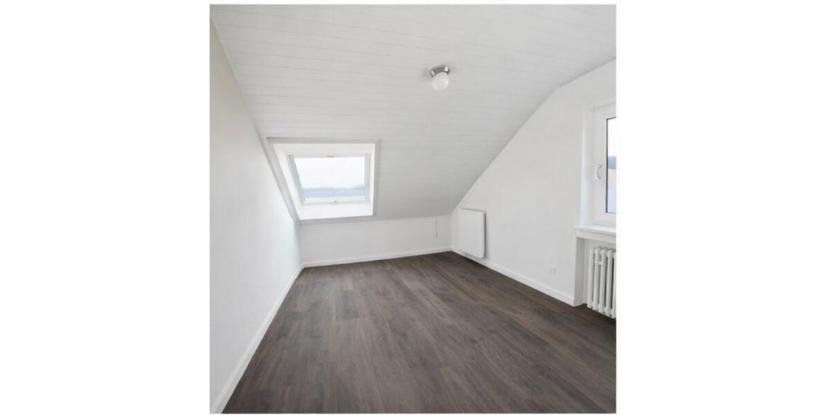 Dachgeschoßwohnung Künzell - 3 Zimmer, 55 m&sup2;, 750&euro; | Angebot:25397660