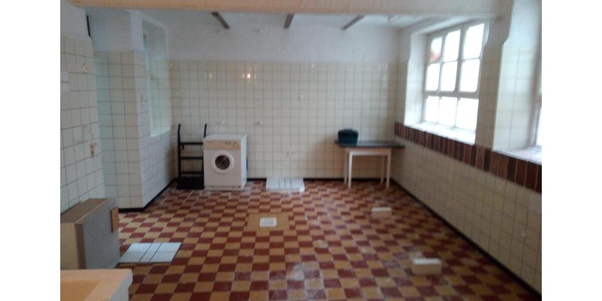 Mehrfamilienhaus, Wohnhaus Bendorf - 13 Zimmer, 180 m&sup2;, 149.000&euro; | Angebot:23681279