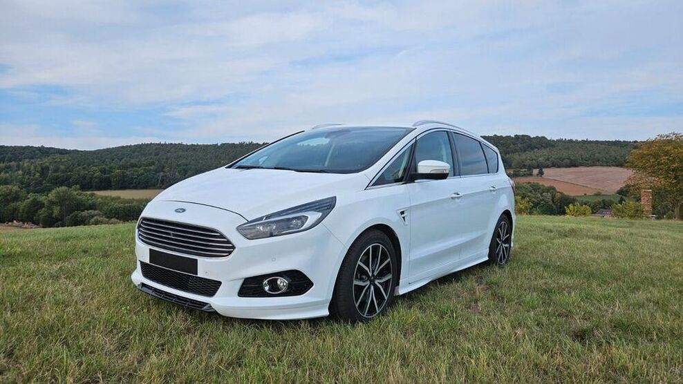 S-Max