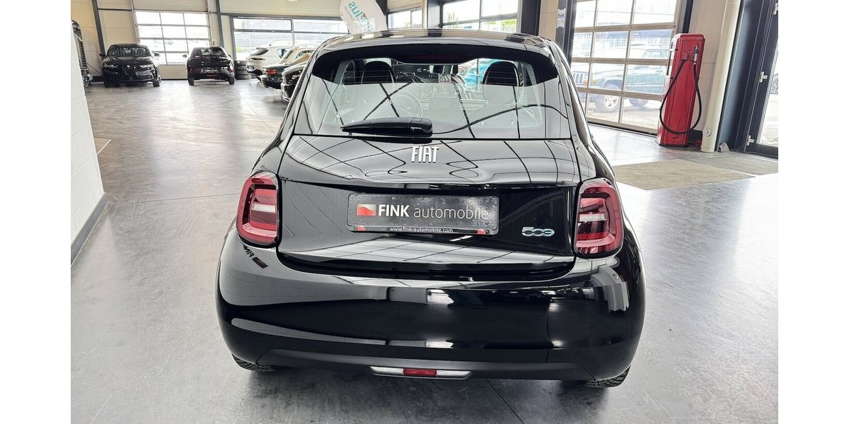 Fiat 500e Action 1.Hand Sitzheizung Carplay 30.200 km 13.990 &euro; Lich 35423