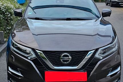 Nissan Qashqai 85.000 km 18.700 &euro; Sonnenbühl 72820