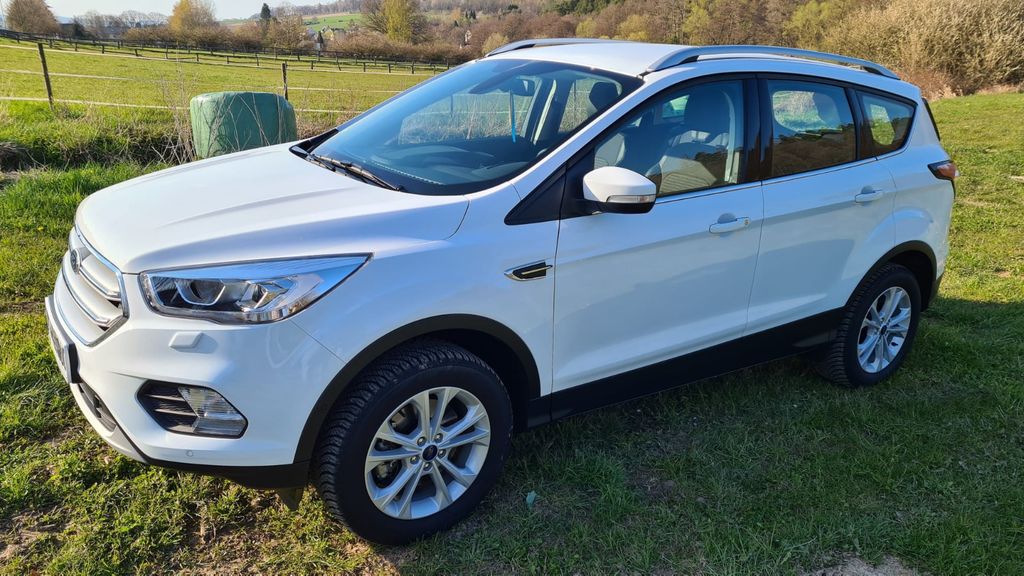 Ford Kuga 97.968 km 16.500 &euro; Söhrewald 34320