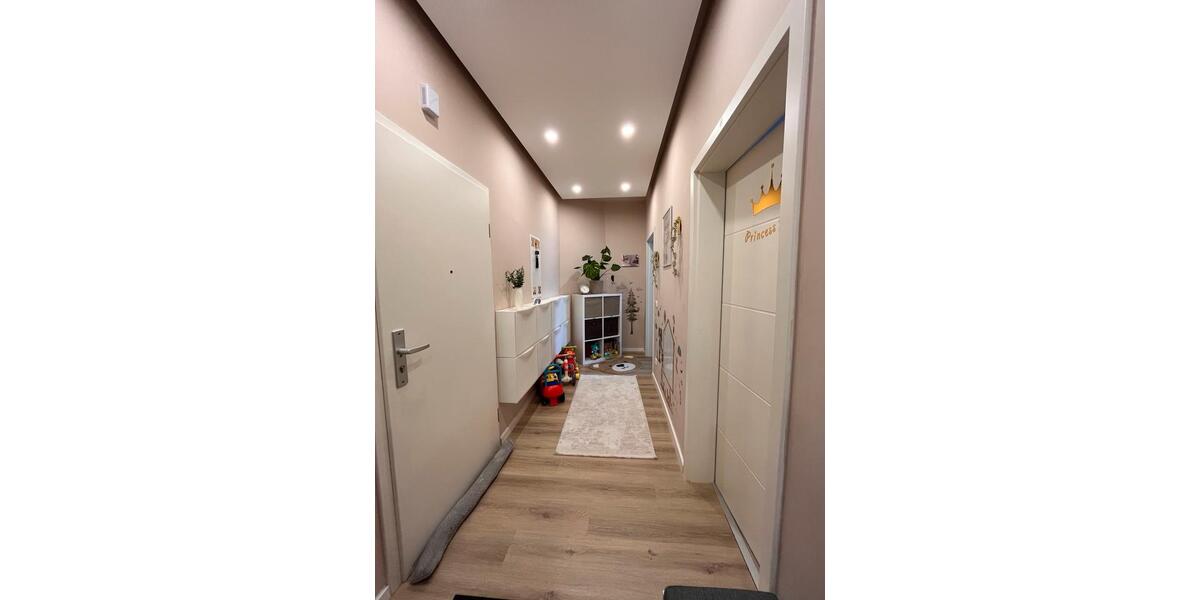 Etagenwohnung Duisburg Mittelmeiderich - 3 Zimmer, 90 m&sup2;, 175.000&euro; | Angebot:25585631