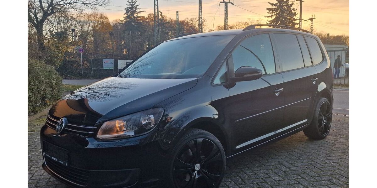 VW Touran 132.500 km 7.499 &euro; Germersheim 76726