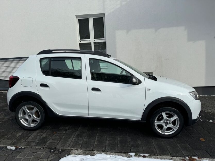 Dacia Sandero 47.000 km 9.500 € Albstadt 72461