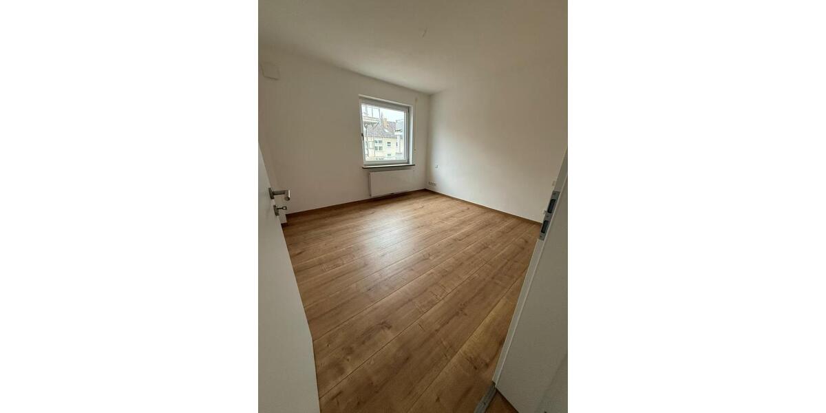 Etagenwohnung Lauingen (Donau) - 3 Zimmer, 76 m&sup2;, 1.090&euro; | Angebot:25382363