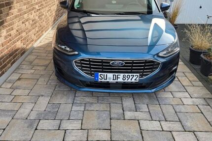 Ford Focus 11.400 km 25.499 &euro; Niederkassel 53859