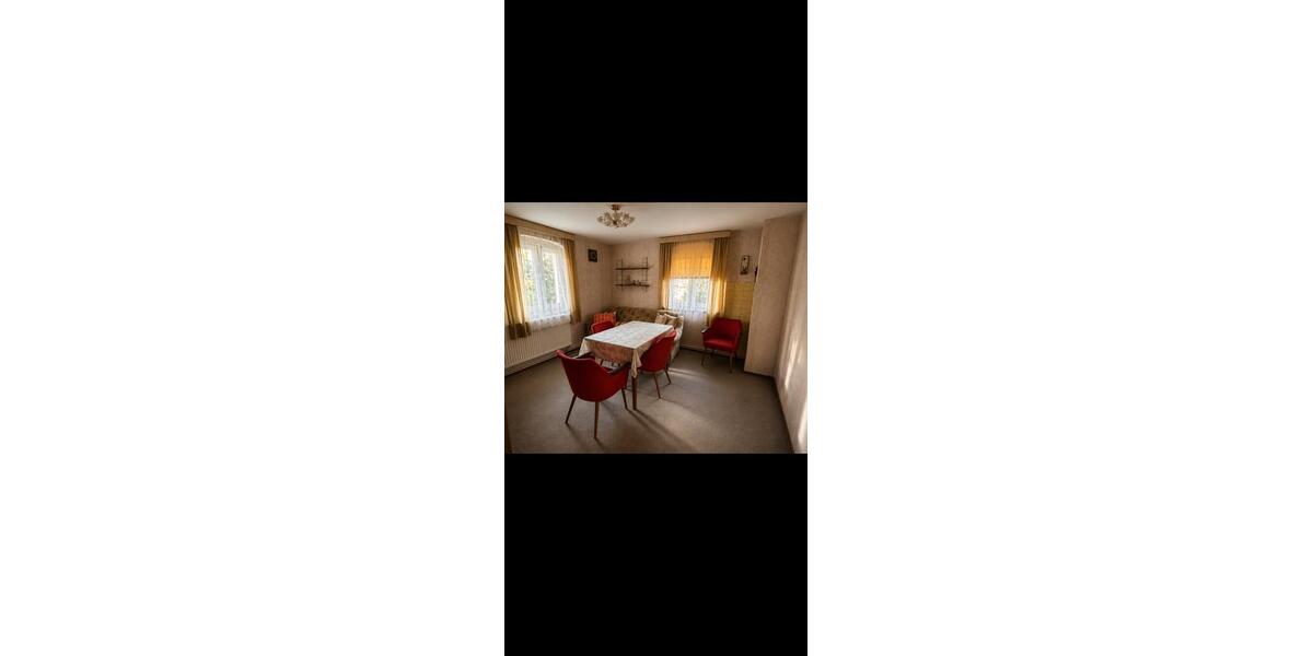 Einfamilienhaus Bischofswerda - 6 Zimmer, 120 m&sup2;, 100.000&euro; | Angebot:27190274
